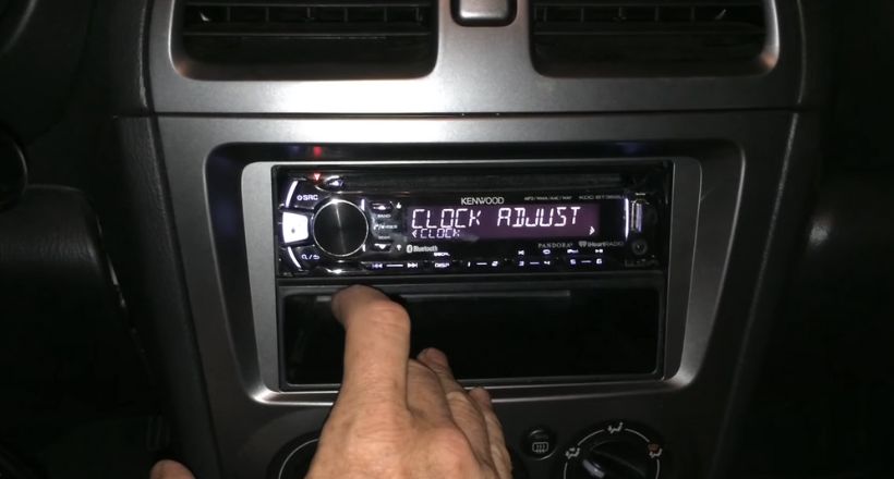 When Should You Change the Time on Kenwood Car Stereo?